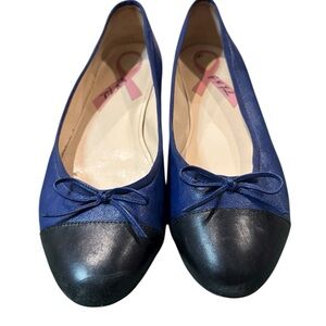 Marc Fisher Blue and Black Flats
